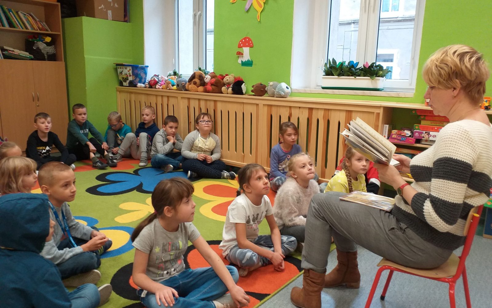 LEKCJA BIBLIOTECZNA – „Jesienne poczytanki”