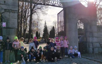 Wyjście na cmentarz