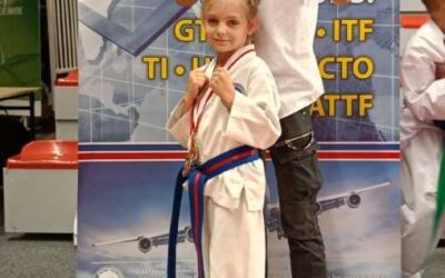 Dwa złote medale w Taekwondo